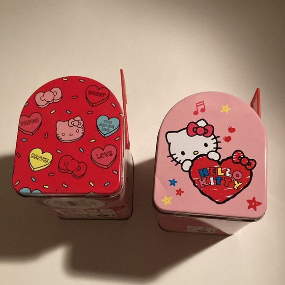Hello Kitty Tins - Picture 1 of 10
